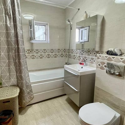 Аренда комфортных 2-комнатных апартаментов, 60 м², район Фалеза Норд, Констанца, Румыния